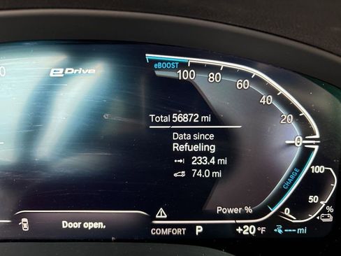 Used 2021 BMW X3 xDrive30e w/ Executive Package image 12