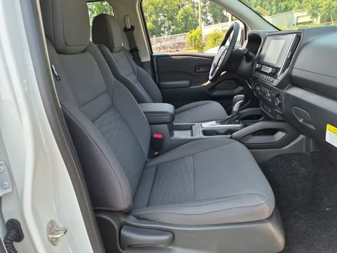 New 2026 Nissan Frontier S w/ Tow Package AWD/4WD image 33