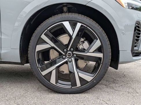 New 2026 Volvo XC60 T8 Ultra w/ Protection Package Premier AWD/4WD image 11