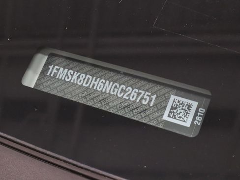 Certified 2022 Ford Explorer XLT w/ Equipment Group 202A image 35