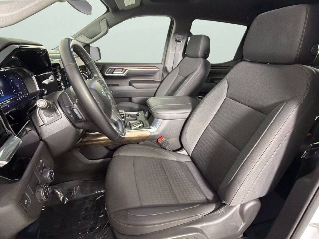 Used 2023 Chevrolet Silverado 1500 RST w/ Convenience Package II RWD image 17