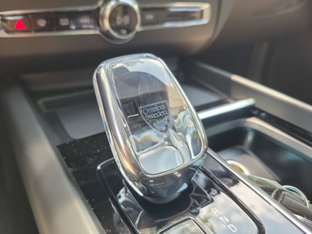 New 2026 Volvo XC60 B5 Core AWD/4WD image 10