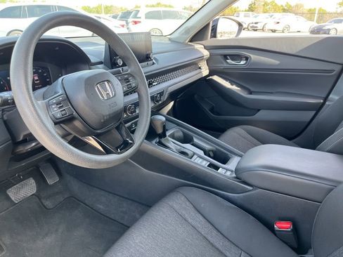 Used 2024 Honda Accord EX image 17