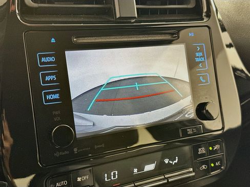 Used 2017 Toyota Prius Four FWD image 22