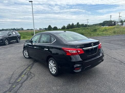 Used 2019 Nissan Sentra SV w/ Exterior Package FWD image 5