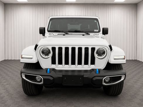 Used 2023 Jeep Wrangler Unlimited Sahara AWD/4WD image 8