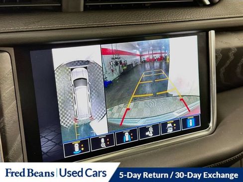 Used 2022 GMC Yukon XL Denali w/ Advanced Technology Package AWD/4WD image 20