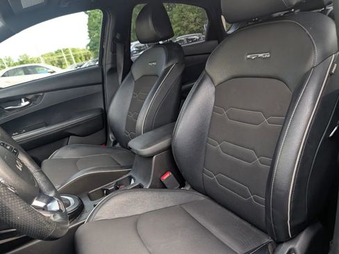 Used 2022 Kia Forte GT-Line w/ GT-Line Premium Package FWD image 8