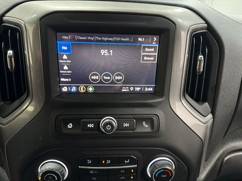 Used 2023 Chevrolet Silverado 1500 W/T w/ Trailering Package AWD/4WD image 16
