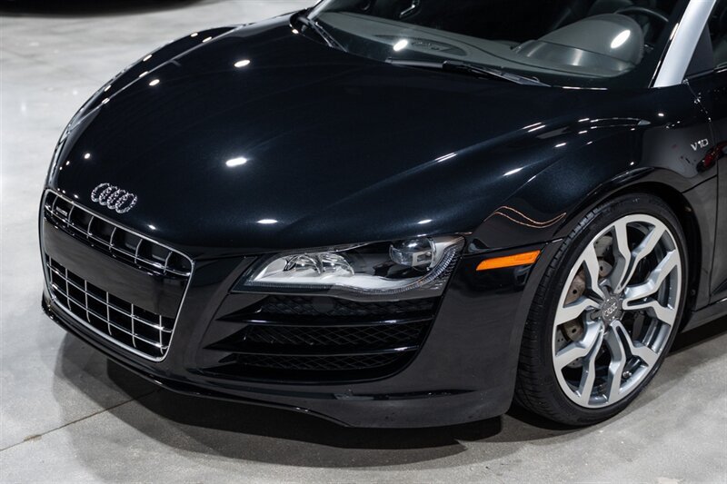 Used 2012 Audi R8 V10 AWD/4WD image 18