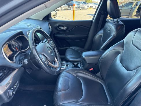 Used 2016 Jeep Cherokee Limited image 20