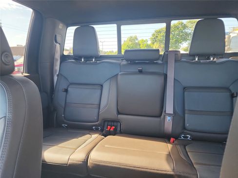 Used 2023 GMC Sierra 2500 Denali w/ Denali Ultimate Package image 20