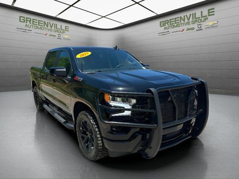 Used 2025 Chevrolet Silverado 1500 RST AWD/4WD image 6