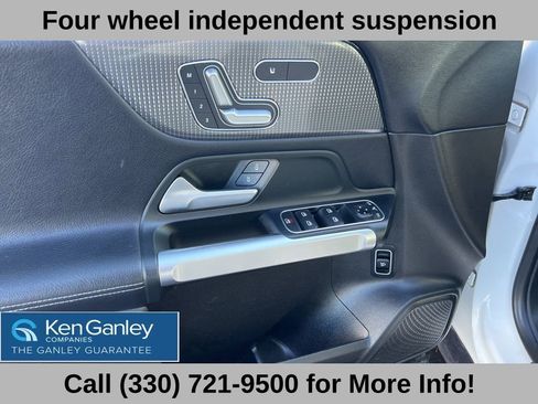 Used 2020 Mercedes-Benz GLB 250 4MATIC image 26