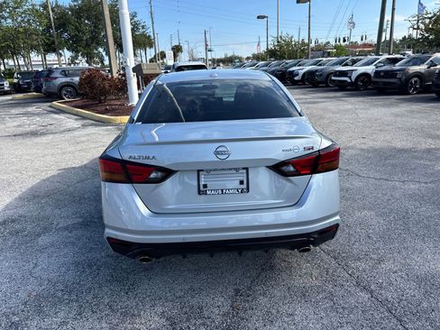 New 2025 Nissan Altima 2.5 SR w/ SR Premium Package image 7