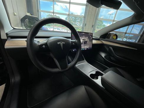 Used 2022 Tesla Model 3 Long Range AWD/4WD image 13