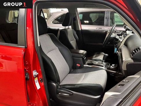 Certified 2018 Toyota 4Runner SR5 image 9