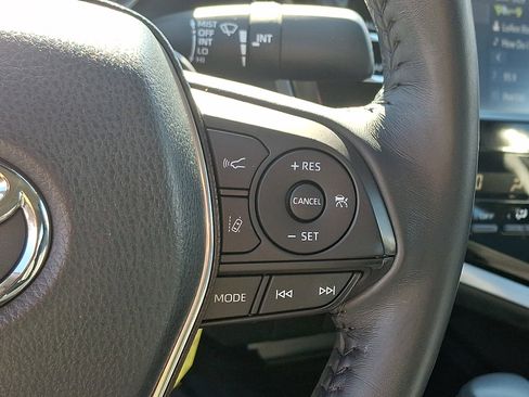 Used 2020 Toyota Camry SE image 22