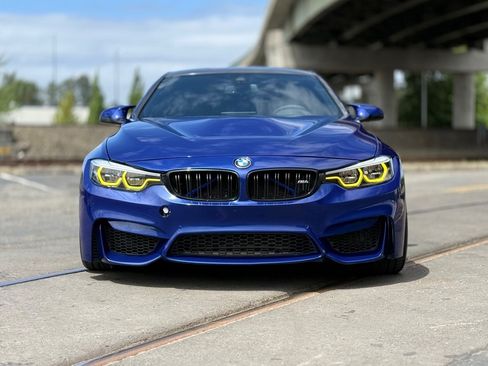 Used 2019 BMW M4 CS w/ Executive Package RWD image 9
