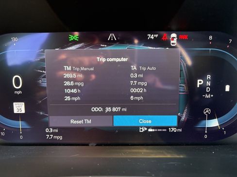 Used 2023 Volvo XC60 B5 Ultimate w/ Climate Package image 27