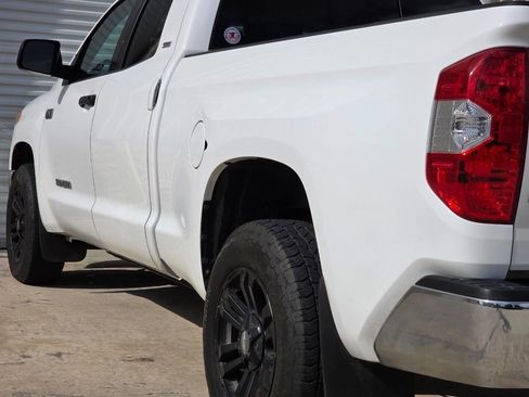 Used 2015 Toyota Tundra SR5 RWD image 36