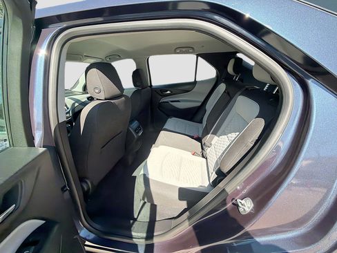 Used 2019 Chevrolet Equinox LS image 23