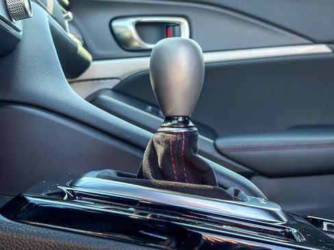 Used 2024 Acura Integra Type S FWD image 39
