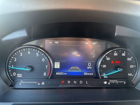 Used 2022 Ford Explorer XLT w/ Equipment Group 202A image 20