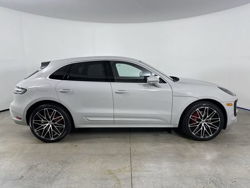 Certified 2025 Porsche Macan S AWD/4WD image 8