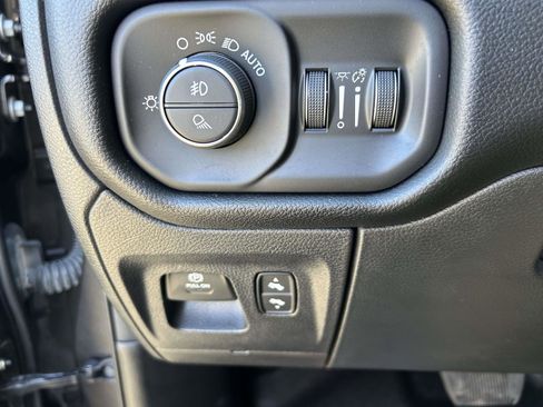 Used 2022 RAM 1500 Laramie image 20