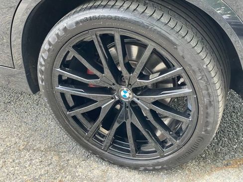 Certified 2024 BMW X5 xDrive40i w/ M Sport Package AWD/4WD image 28