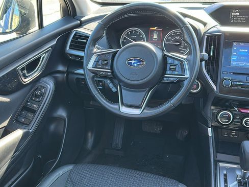 Used 2023 Subaru Forester Premium image 23