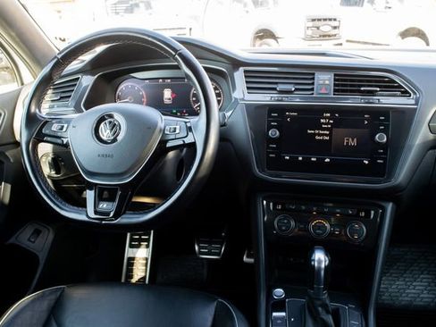Used 2019 Volkswagen Tiguan SEL Premium R-Line image 27