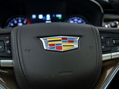 Certified 2024 Cadillac XT6 Premium Luxury w/ Platinum Package image 32