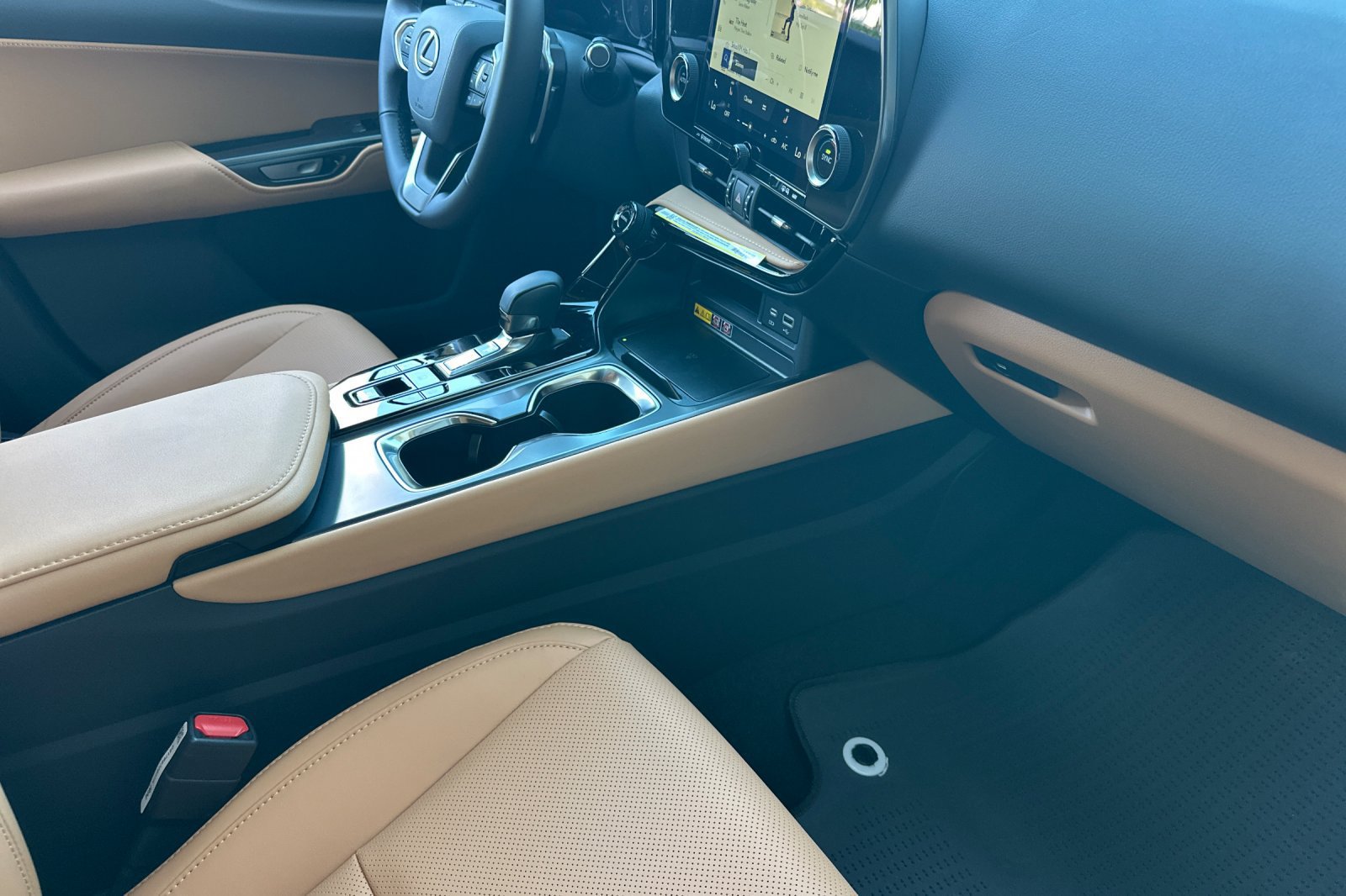 Certified 2026 Lexus NX 350 AWD w/ Accessory Package (Z1) image 13
