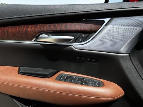 Used 2025 Cadillac XT5 Premium Luxury w/ Technology Package FWD image 28
