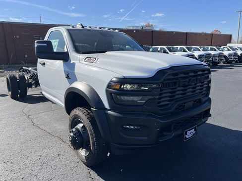 New 2026 RAM 4500 Tradesman image 3