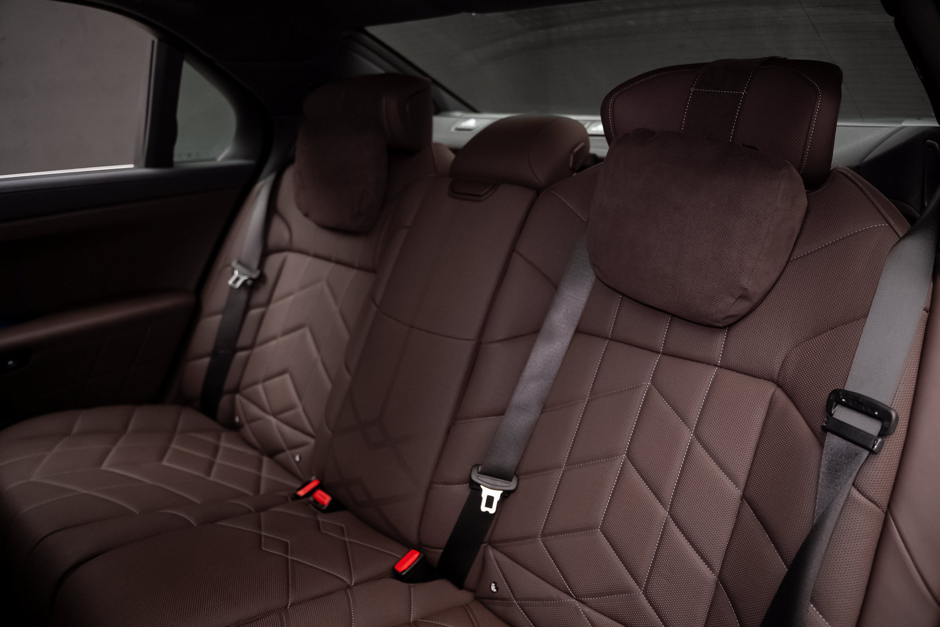 Used 2024 BMW i7 eDrive50 w/ Executive Package RWD image 64