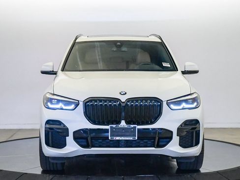 Certified 2022 BMW X5 xDrive40i w/ M Sport Package AWD/4WD image 6