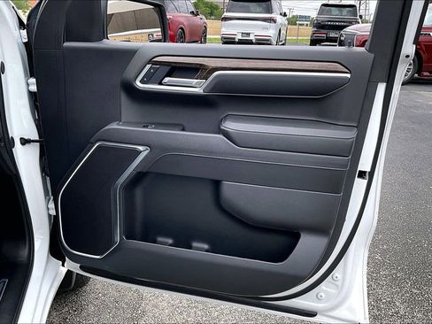 Used 2025 GMC Sierra 1500 Elevation w/ X31 Off-Road Package image 23