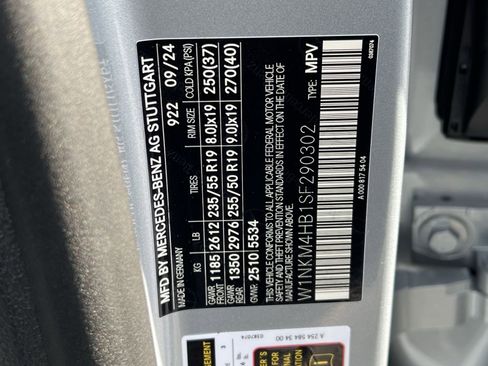 Certified 2025 Mercedes-Benz GLC 300 4MATIC image 35