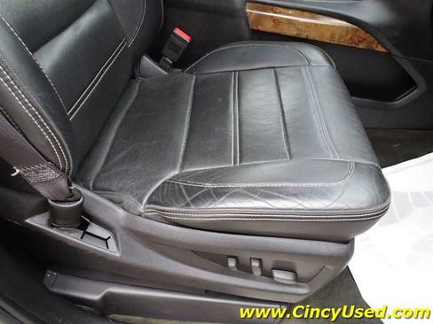 Used 2015 GMC Yukon XL Denali AWD/4WD image 25