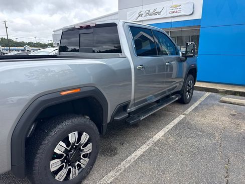 New 2026 GMC Sierra 2500 Denali w/ Denali Reserve Package AWD/4WD image 5