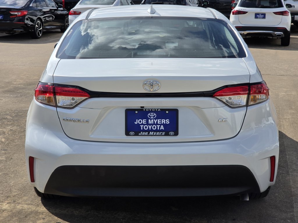 Used 2026 Toyota Corolla LE FWD image 8