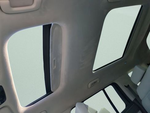 Used 2025 Hyundai Santa Fe Calligraphy image 21