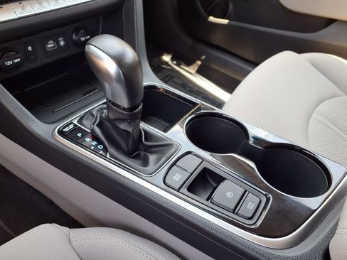 Used 2019 Hyundai Sonata SEL w/ Tech Package 02 FWD image 21