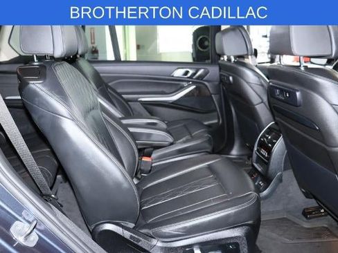 Used 2022 BMW X7 xDrive40i w/ Premium Package AWD/4WD image 32