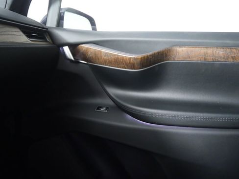 Used 2021 Tesla Model X Long Range image 24