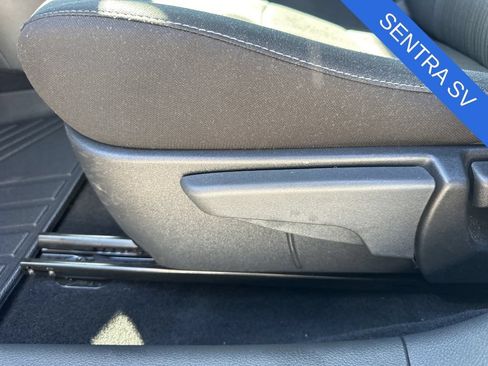 Used 2025 Nissan Sentra SV FWD image 12