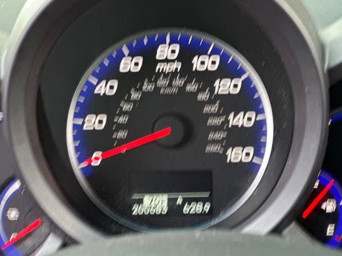 Used 2010 Acura RDX SH-AWD image 25